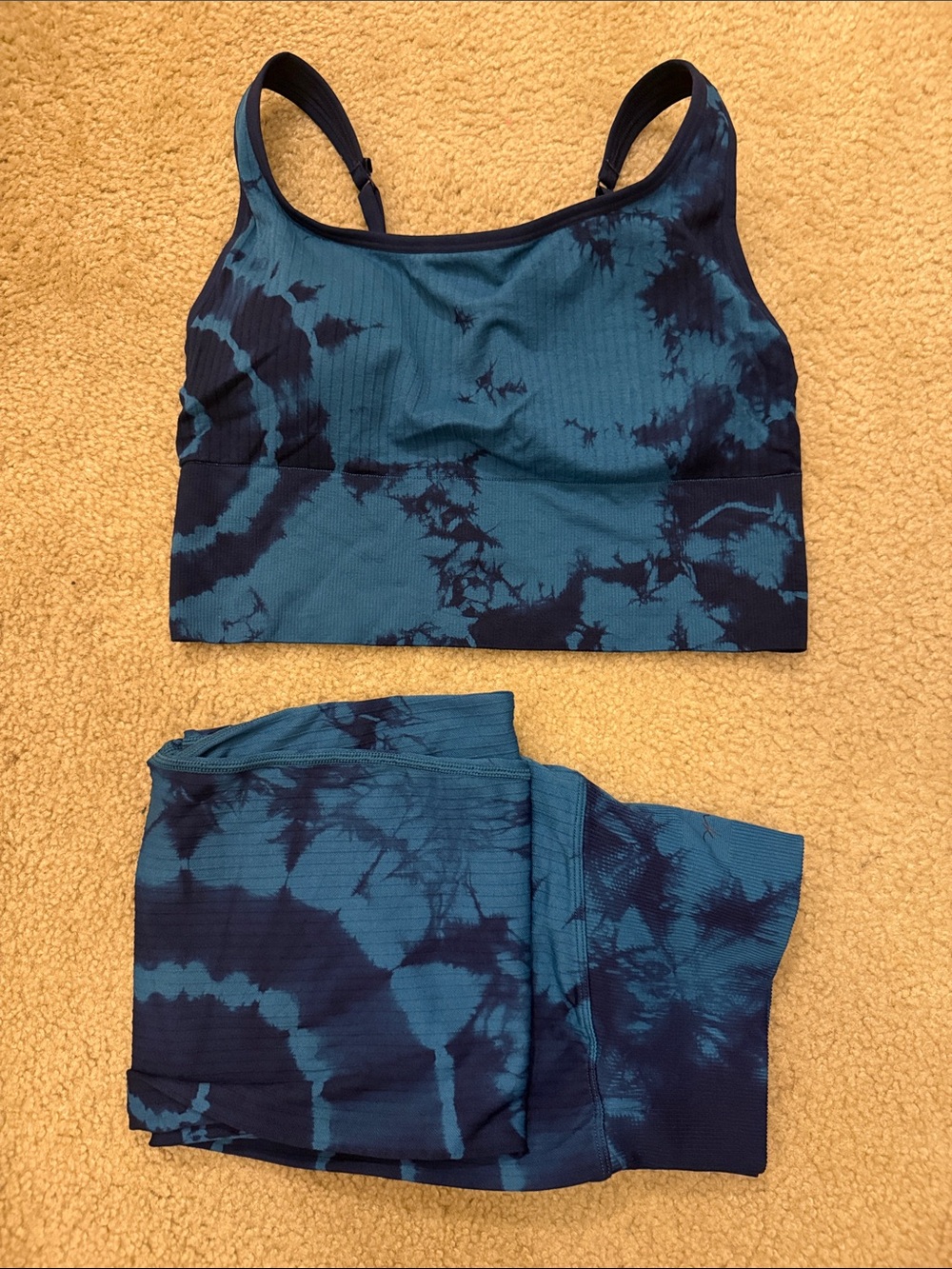 PINK - Victoria’s Secret Blue Tie-Dye Seamless Sports Bra and Legging Set L/XL
